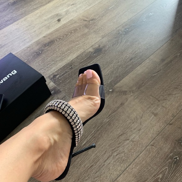 Alexander Wang Rhinestone/Clear beautiful heels Size 8 In Good Condition - Picture 9 of 9